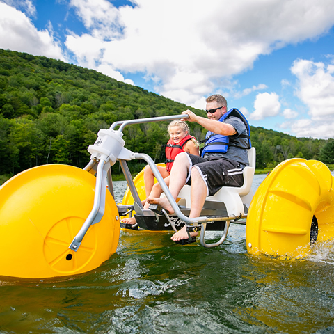 Boating at the Belleayre Beah